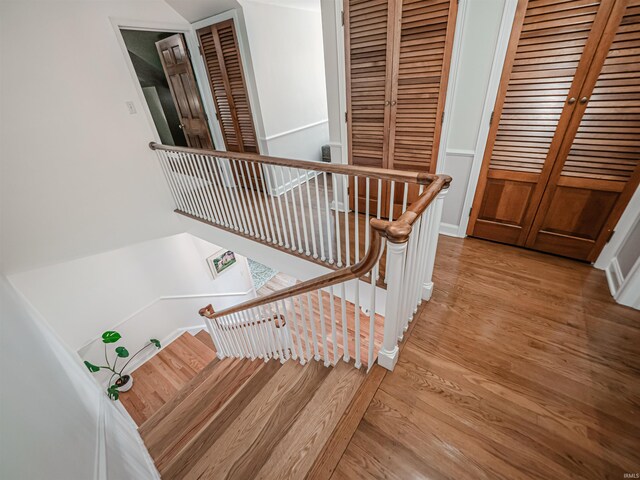 727 Mulberry St, Mount Vernon, IN 47620 - stairway with wood finished floors
