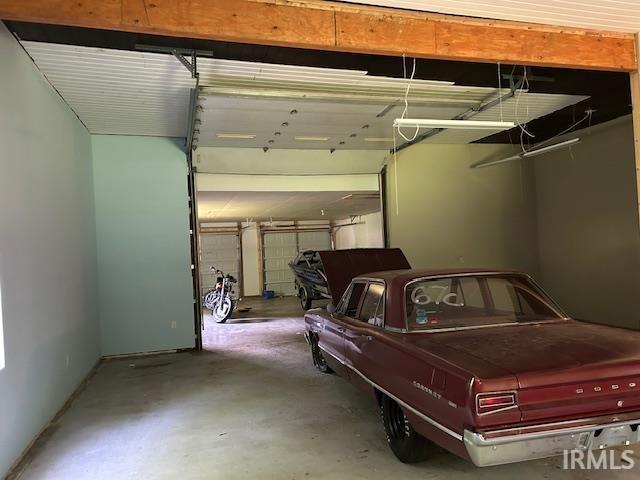1221 N Lindbergh Dr, Bloomington, IN 47404 - view of garage
