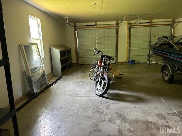 1221 N Lindbergh Dr, Bloomington, IN 47404 - view of garage