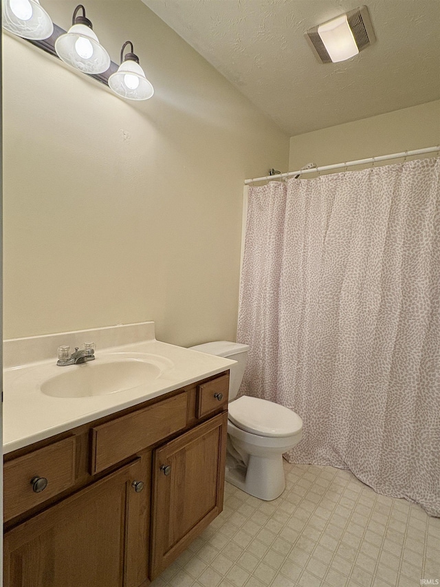 1804 Canyon Creek Dr, Lafayette, IN 47909 - bathroom featuring toilet, vanity, and a shower with curtain