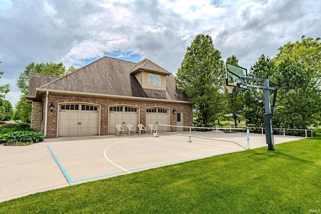 5198 Gardenia Ct, West Lafayette, IN 47906 - view of sport court featuring a yard
