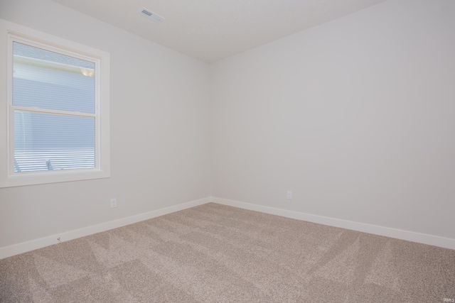 2934 Tipperary Dr, Evansville, IN 47725 - empty room featuring carpet flooring and baseboards