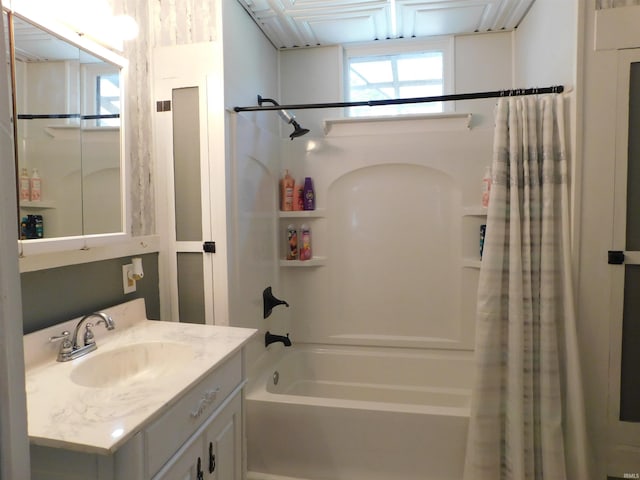 418 Watt St, Jeffersonville, IN 47130 - full bathroom featuring shower / tub combo and vanity