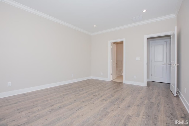 6968 Barlow Ct, Newburgh, IN 47630 - empty room with ornamental molding, light wood-style flooring, baseboards, and recessed lighting