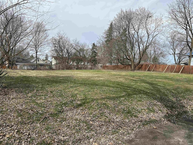 2217 Catalpa Ave, South Bend, IN 46613