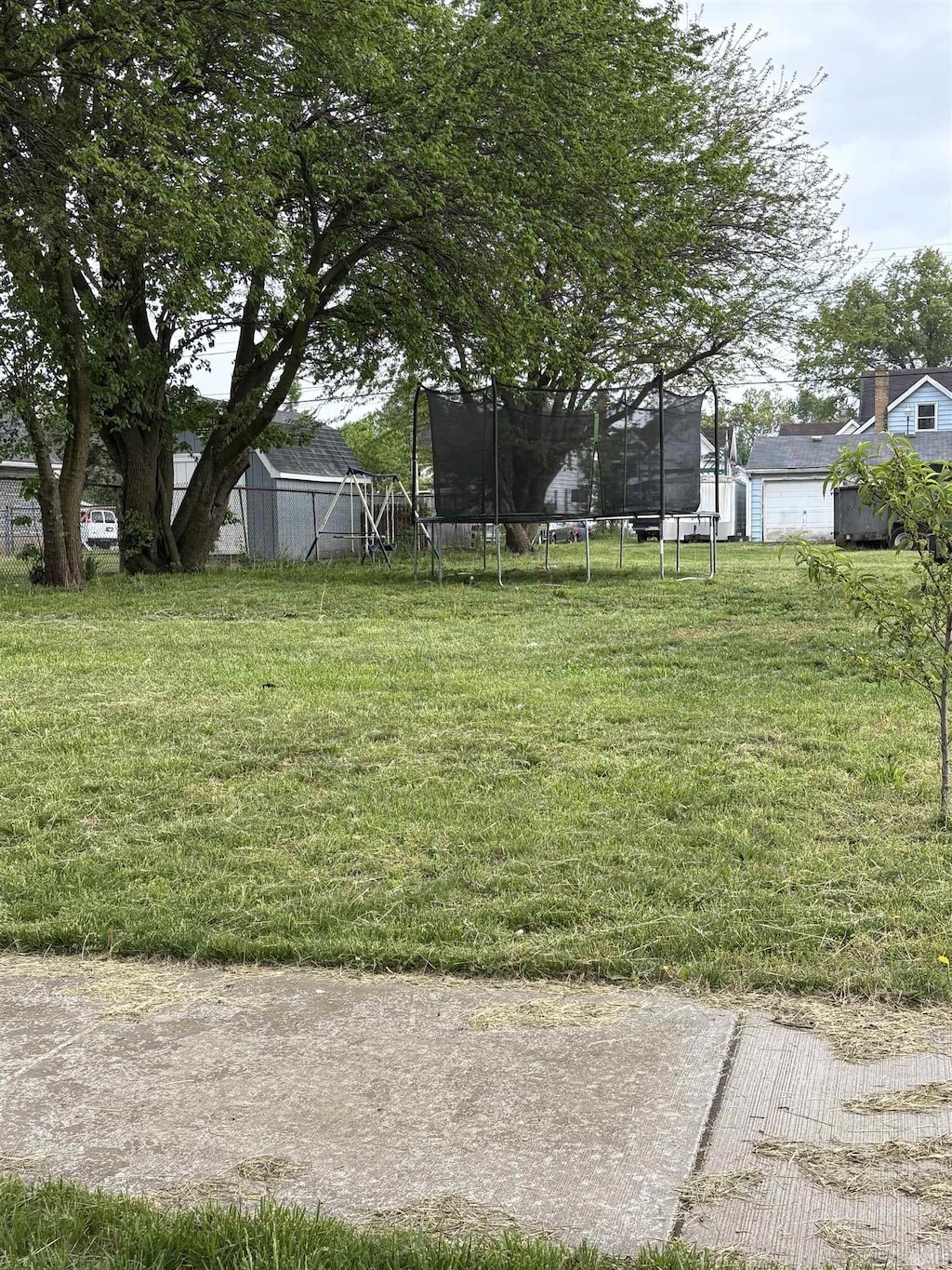 1532 W Poland St, South Bend, IN 46619