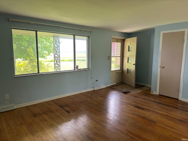 3586 E 100 S, Kokomo, IN 46902 - foyer featuring wood finished floors and baseboards
