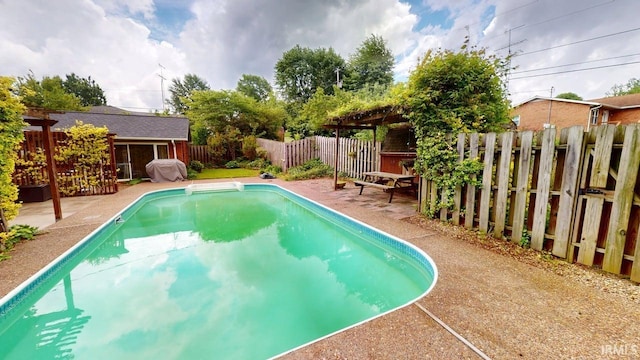 601 E 21st St, Ferdinand, IN 47532 - view of pool with a fenced backyard and a patio