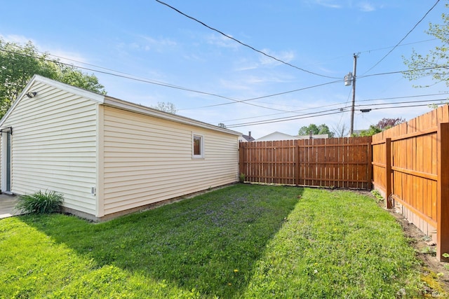 1425 Adams St, Lafayette, IN 47905 - view of yard
