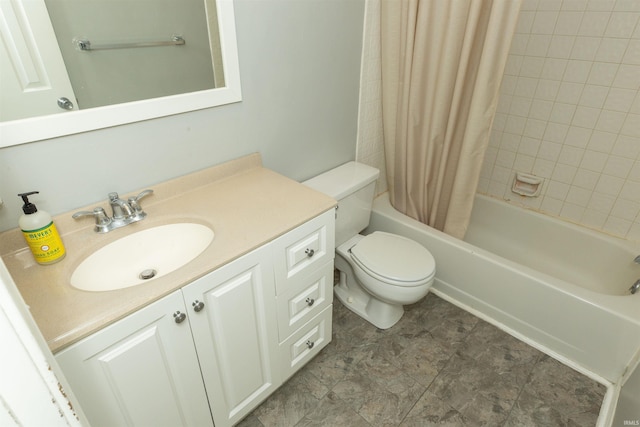 full bath with toilet, vanity, and shower / bath combo