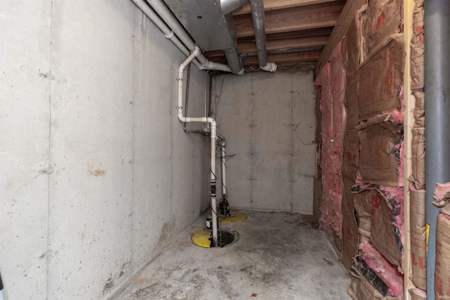 view of unfinished basement