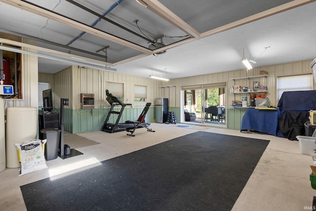 workout room featuring heating unit