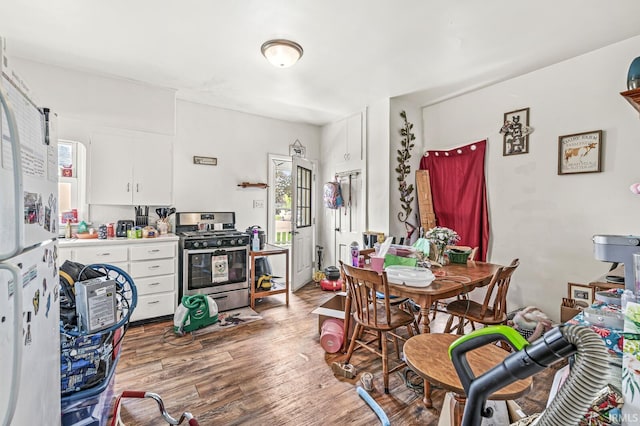 dining room with wood finished floors