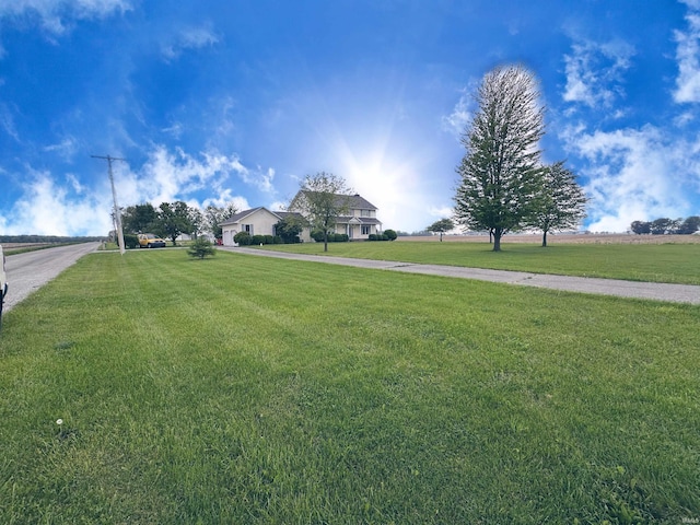7034 S 550 E, Peru, IN 46970 - view of green lawn