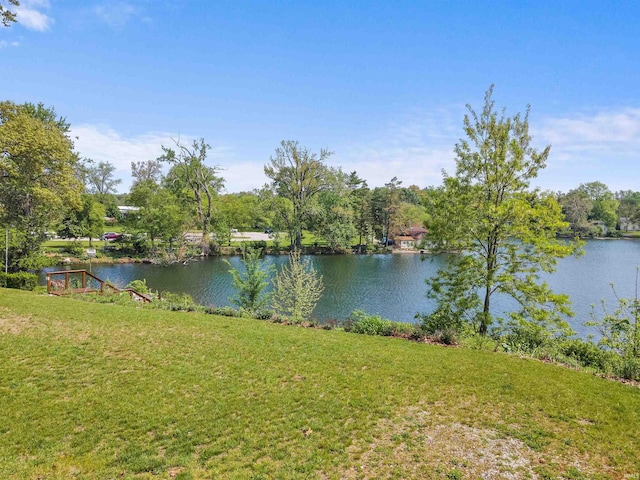 9758 N Hiawatha Ln, Syracuse, IN 46567