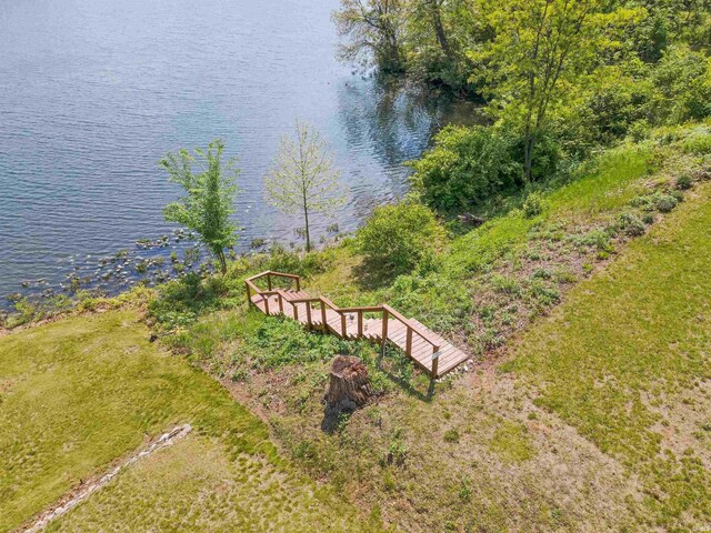 9758 N Hiawatha Ln, Syracuse, IN 46567