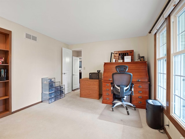 4904 Live Oak Ct, Fort Wayne, IN 46804 - home office with light carpet and baseboards