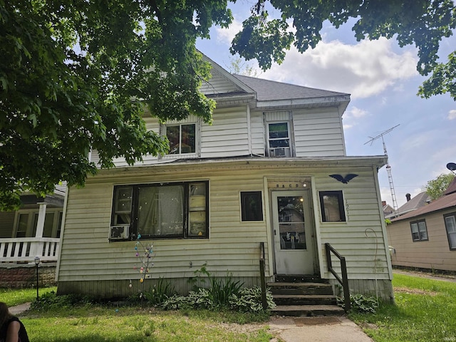 1211 N St, Logansport, IN 46947 - view of front facade featuring entry steps