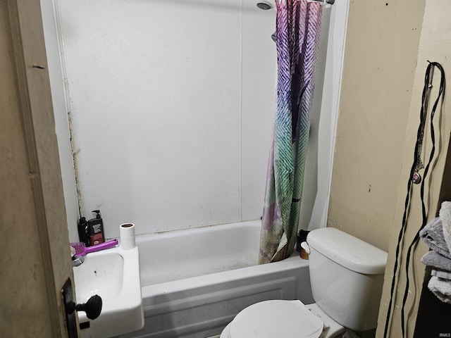 1211 N St, Logansport, IN 46947 - full bathroom with toilet and shower / tub combo with curtain