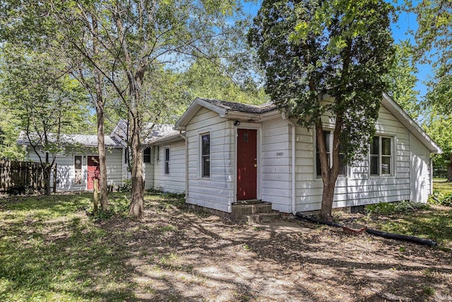 19401 Burke St, South Bend, IN 46637 - ranch-style house featuring entry steps and fence