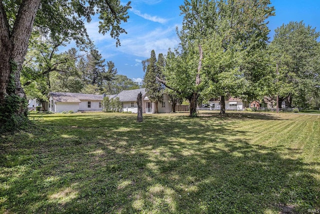 19401 Burke St, South Bend, IN 46637 - view of green lawn