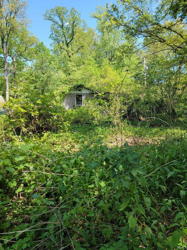 54492 Avalon Dr, South Bend, IN 46628