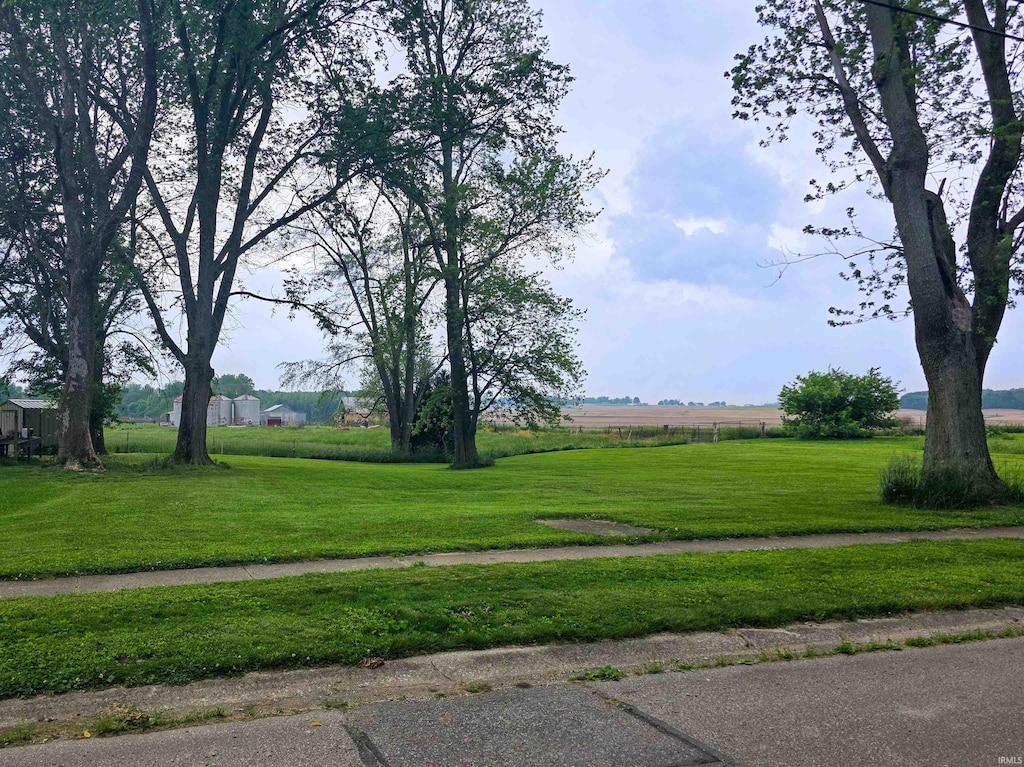 617 Alton St, Bicknell, IN 47512