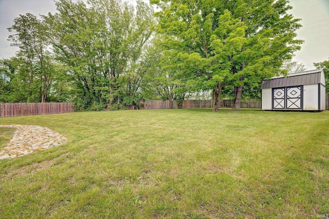 7215 W Mustang Dr, Ellettsville, IN 47429 - view of yard with a shed and an outbuilding