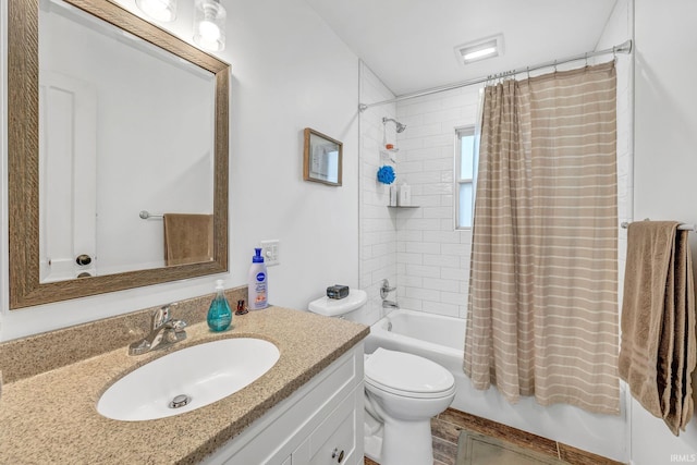 1500 El Prado St, Lafayette, IN 47905 - bathroom featuring shower / tub combo with curtain, toilet, and vanity