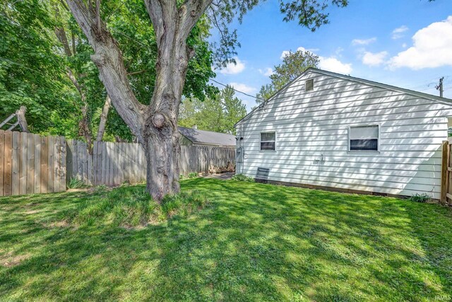 1500 El Prado St, Lafayette, IN 47905 - view of yard