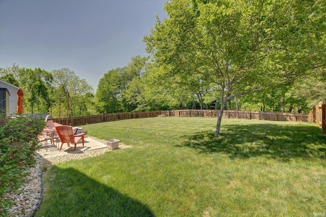 1177 E Marigold Dr, Bloomington, IN 47401 - view of yard featuring a patio