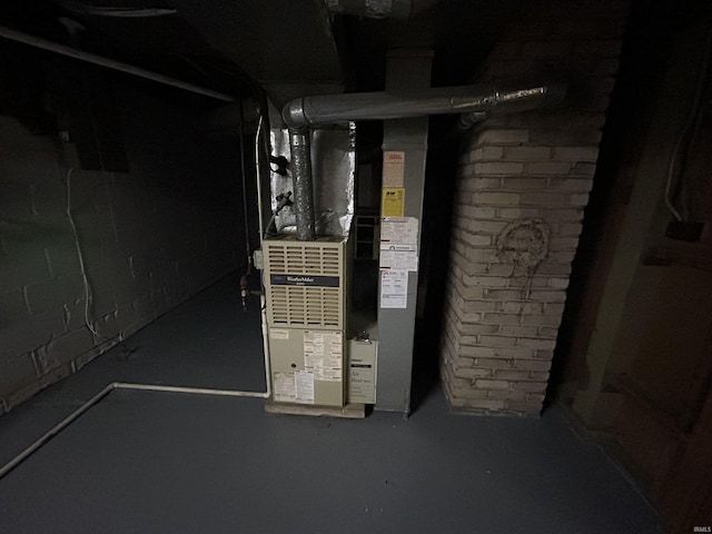 3534 Oakcrest Dr, South Bend, IN 46615 - utility room featuring heating unit