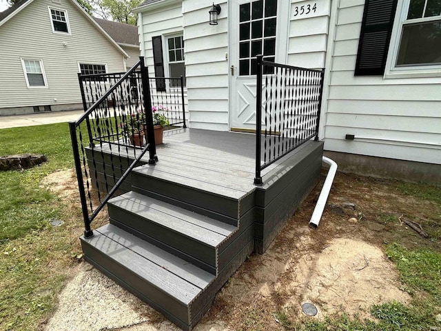 3534 Oakcrest Dr, South Bend, IN 46615 - view of wooden deck