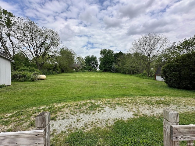 7831 S State Road 19, Peru, IN 46970 - view of grassy yard