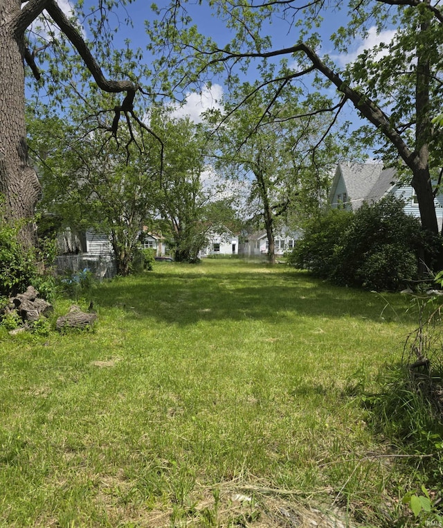 915 S 18th St, New Castle, IN 47362