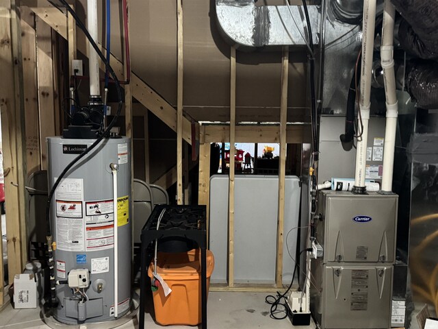 716 Gentry Ln, New Carlisle, IN 46552 - utilities featuring water heater