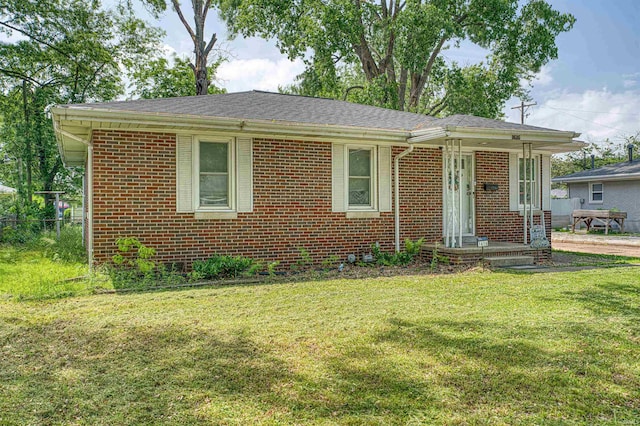 1616 N Roosevelt Dr, Evansville, IN 47711 - view of front of home with brick siding