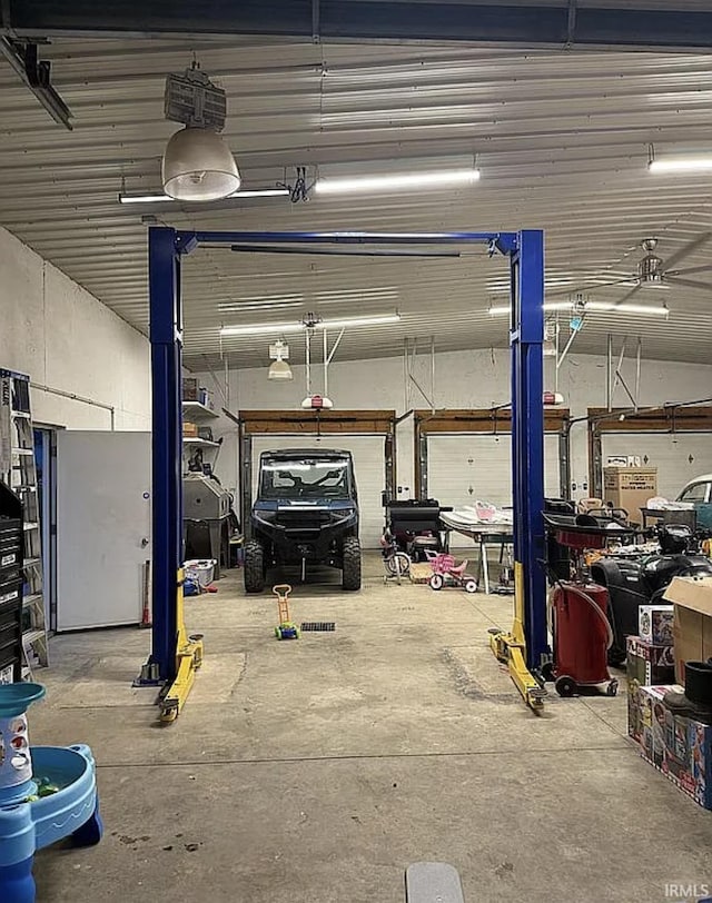 312 W Columbia St, Oakland City, IN 47660 - view of garage