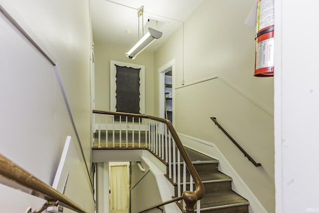 607 E Charles St, Muncie, IN 47305 - view of staircase
