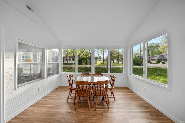3 Ems T20 Ln, Leesburg, IN 46538 - sunroom / solarium featuring vaulted ceiling, wood finished floors, and baseboards
