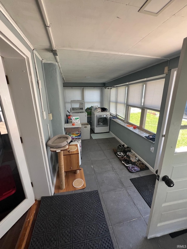 1206 King St, Lafayette, IN 47905 - view of sunroom / solarium