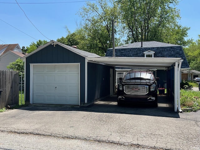 1206 King St, Lafayette, IN 47905 - garage featuring a garage