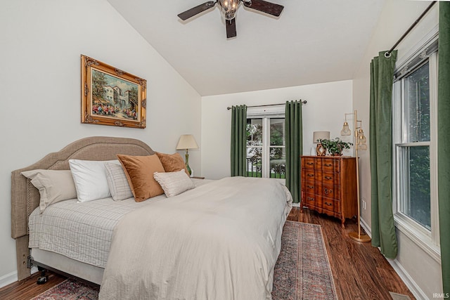 845 N Timberline Cir E, Warsaw, IN 46582 - bedroom featuring lofted ceiling, wood finished floors, a ceiling fan, and baseboards