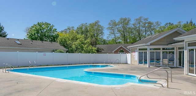 1600 Blue Heron Way S, Bend, IN 46628 - community pool featuring a patio area