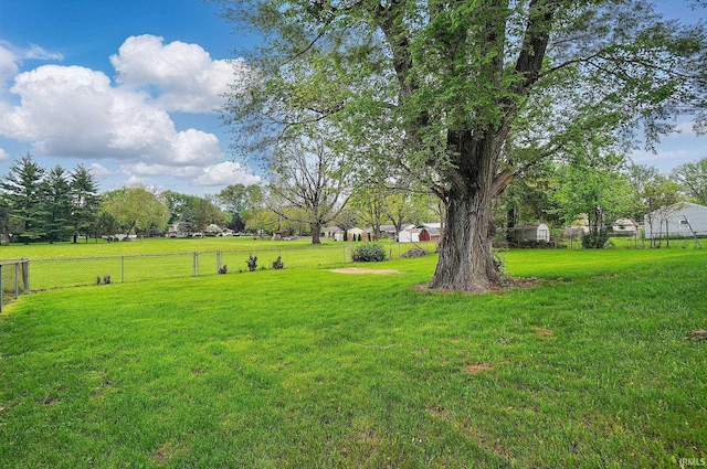 3560 Sandpoint Rd, Fort Wayne, IN 46809 - view of yard