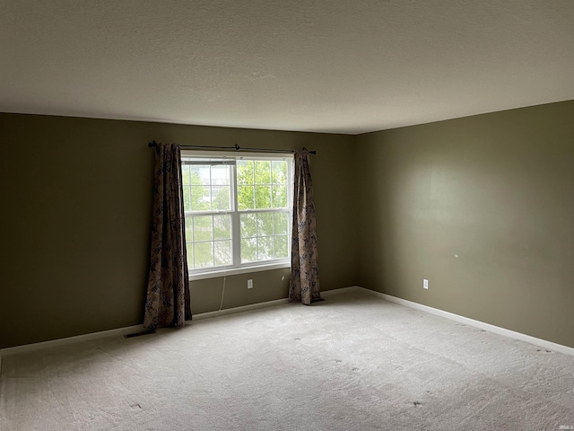 201 Riley Dr, Fort Wayne, IN 46825 - empty room with carpet and baseboards