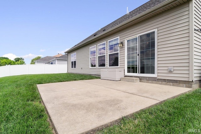 3102 Paradise Cir, Newburgh, IN 47630 - rear view of property featuring a patio