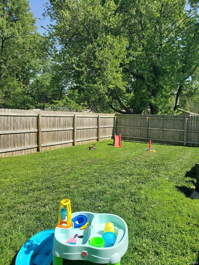 301 Raleigh Rd, Galveston, IN 46932 - view of yard