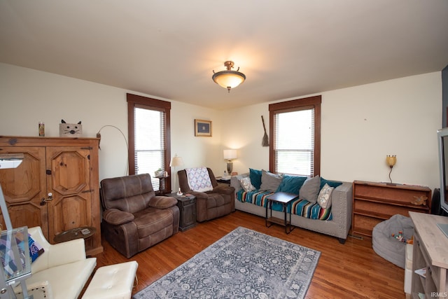 1422 Virginia St, Lafayette, IN 47905 - living room featuring light wood finished floors and plenty of natural light
