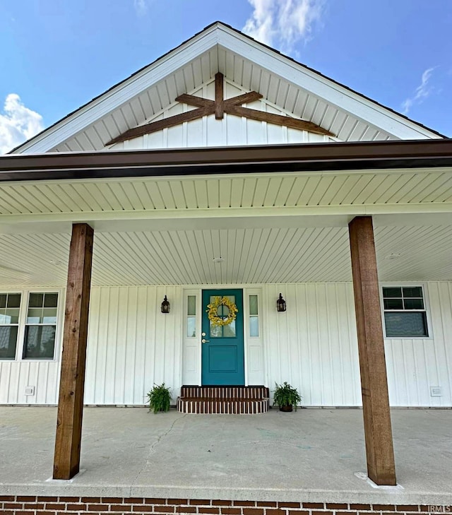 1412 E National Hwy, Washington, IN 47501 - property entrance with covered porch